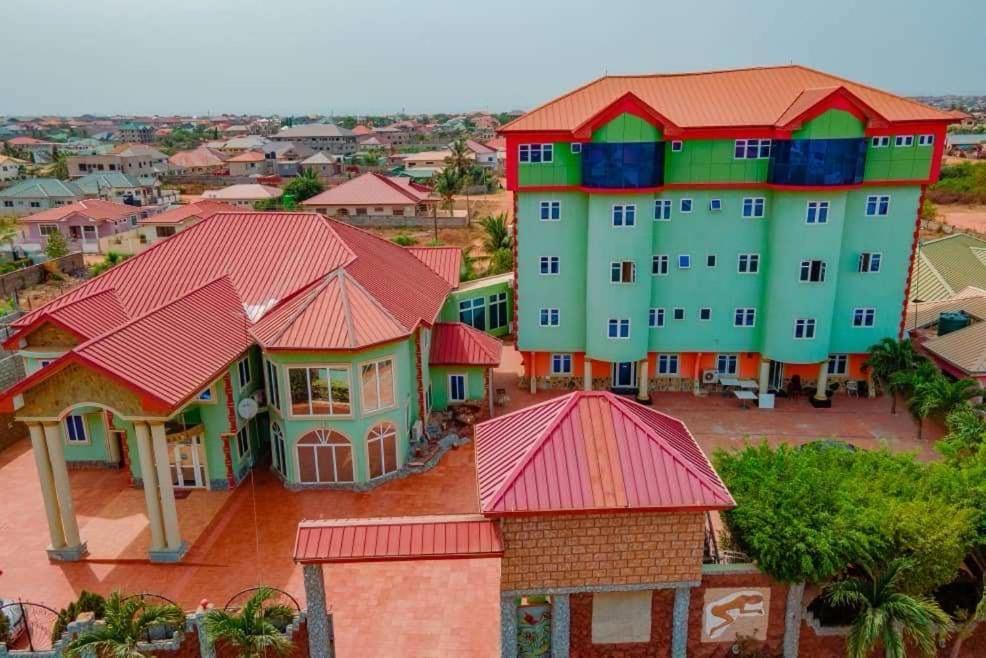 Dc Ambassadors Hotel Dawhwenya Luaran gambar